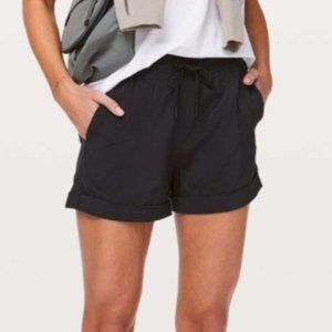 Lululemon Spring Break Away Short II *3" Black